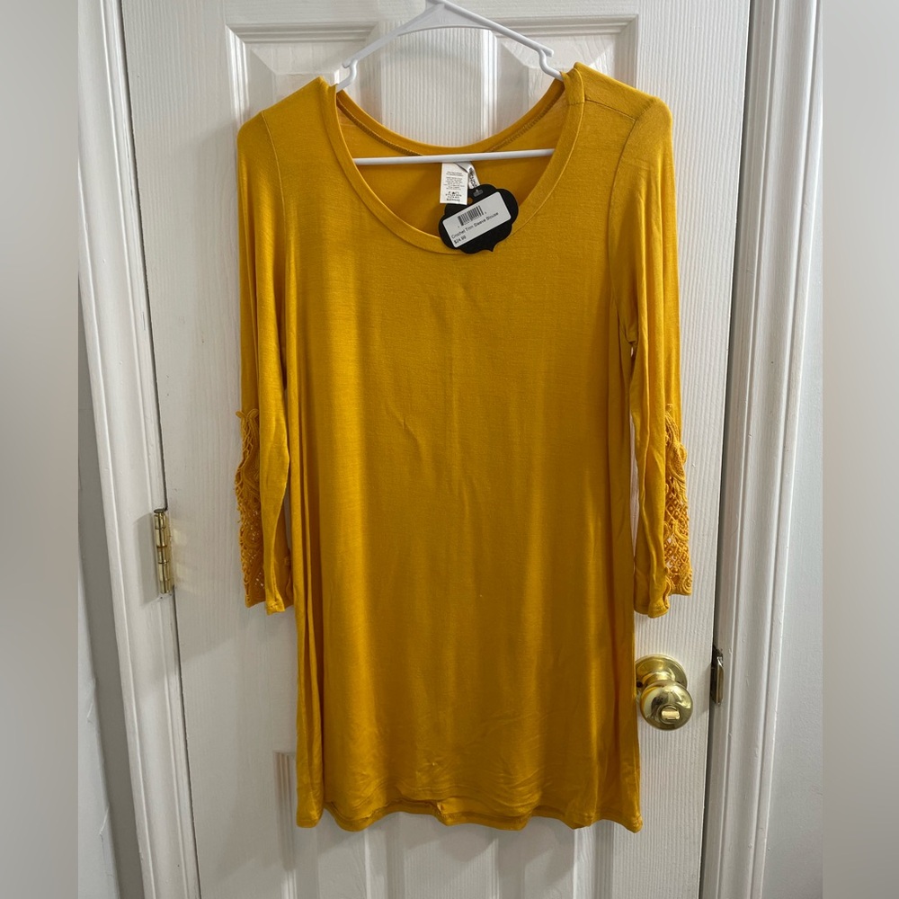 Yellow Lace sleeve dress